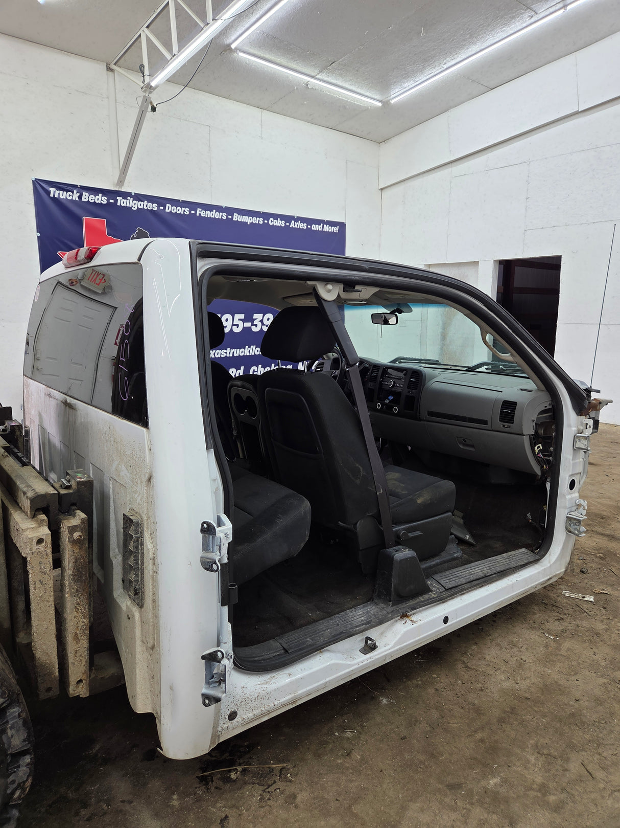 2007-2013 Chevrolet Silverado / GMC Sierra 1500 2500 3500 HD Extended Cab