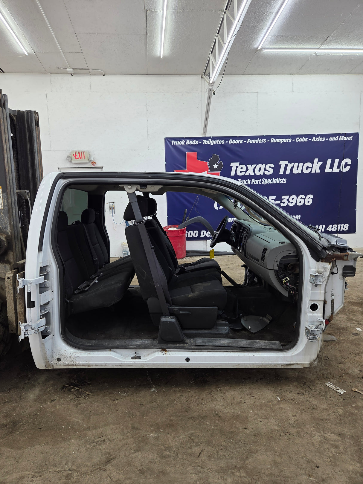 2007-2013 Chevrolet Silverado / GMC Sierra 1500 2500 3500 HD Extended Cab