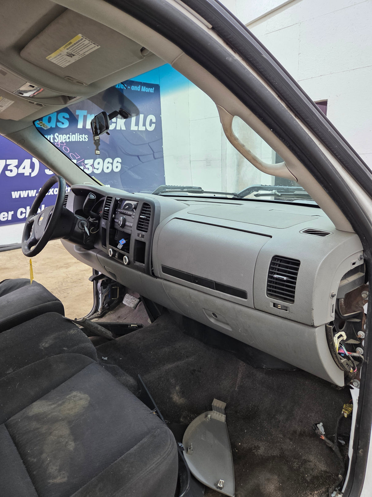 2007-2013 Chevrolet Silverado / GMC Sierra 1500 2500 3500 HD Extended Cab