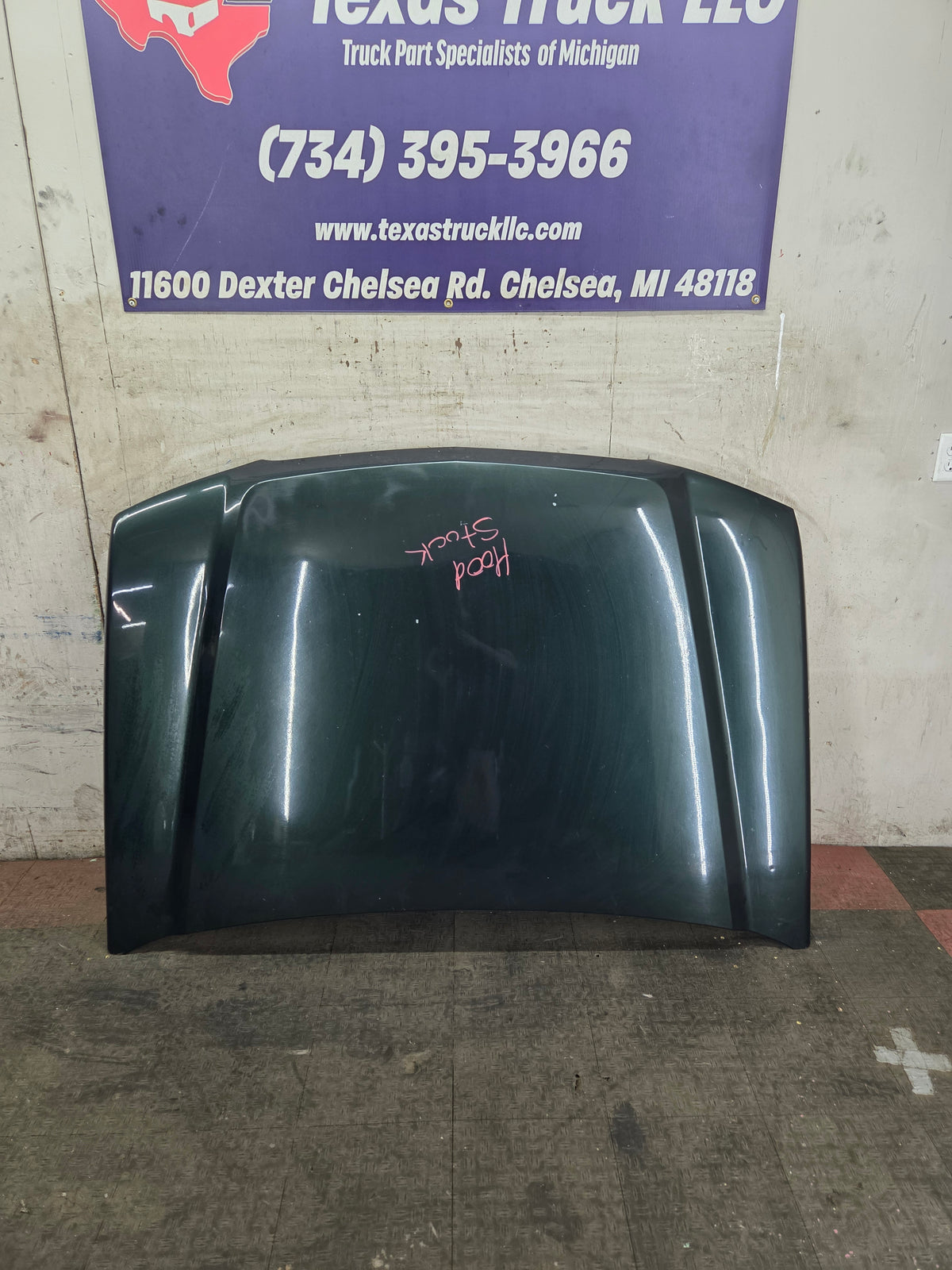 2003-2006 Chevrolet Silverado 2500 3500 Cateye HD Hood OEM