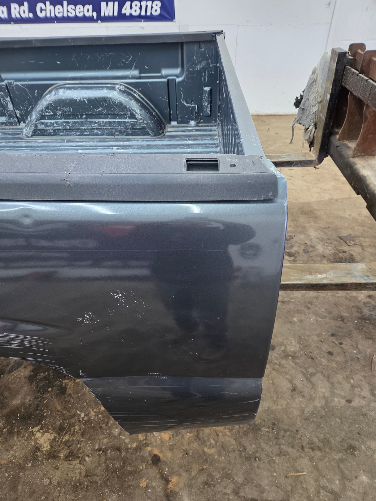 1999-2007 Chevrolet Silverado / GMC Sierra 1500 5' 8" Short Truck Bed