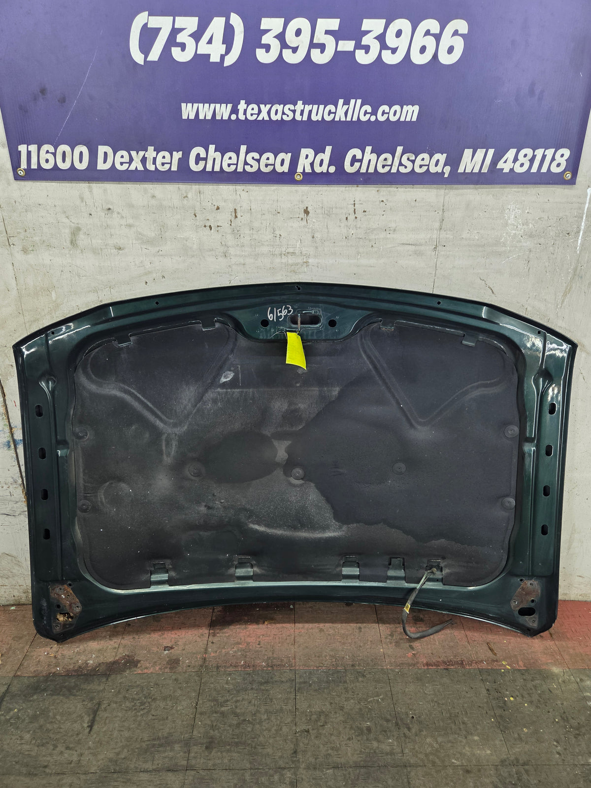 1999-2006 GMC Sierra 1500 2500 3500 Hood