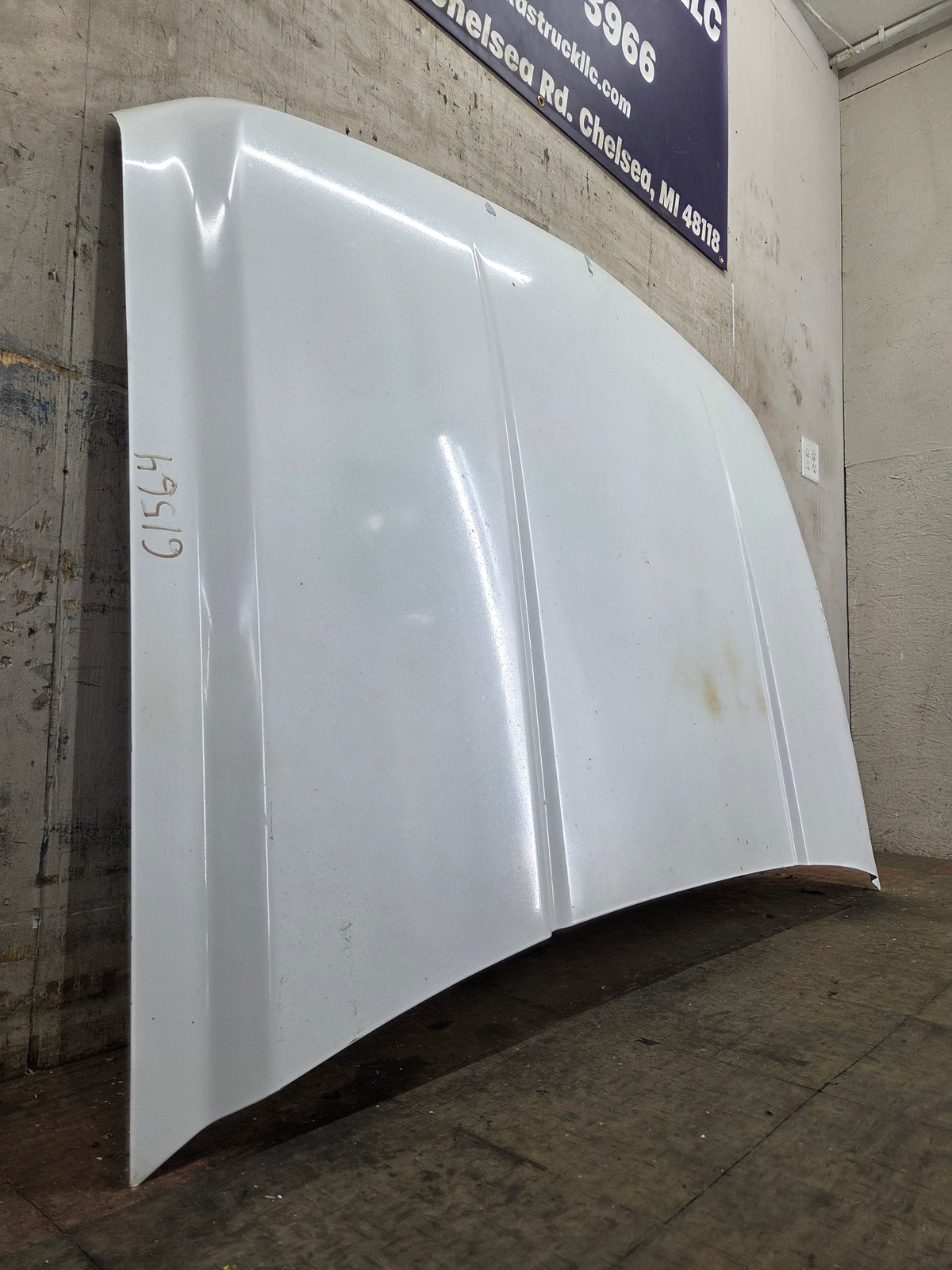 2007-2013 Chevrolet Silverado 1500 2500 Hood