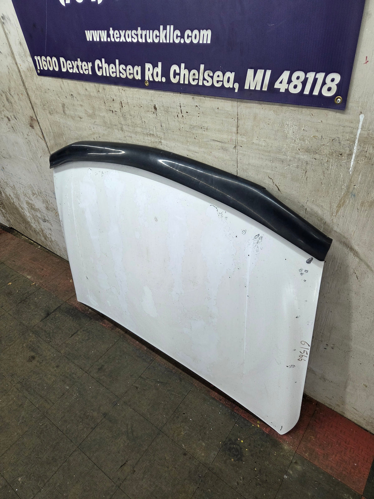 1999-2006 GMC Sierra 1500 2500 3500 Hood