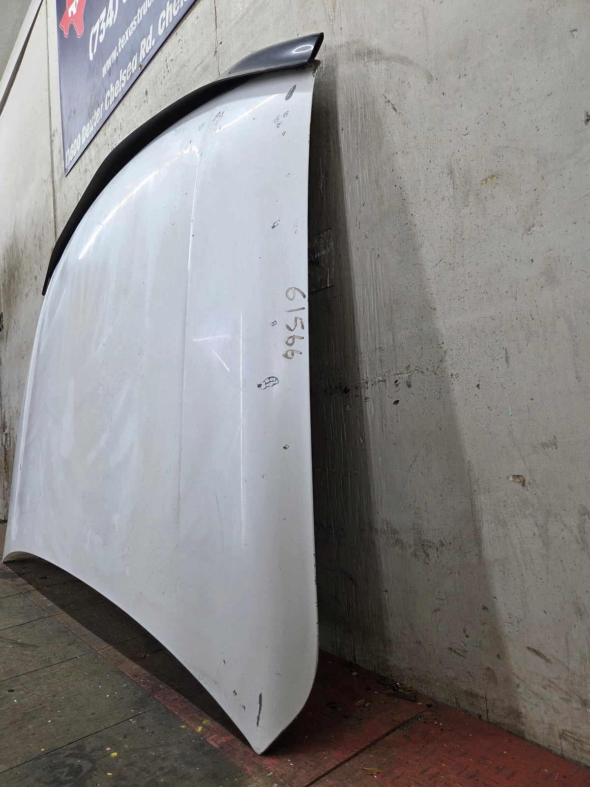 1999-2006 GMC Sierra 1500 2500 3500 Hood