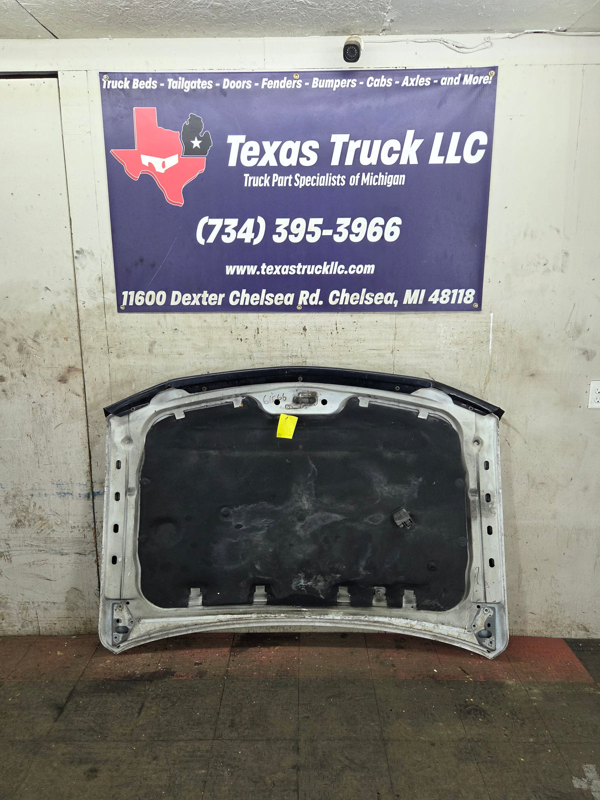 1999-2006 GMC Sierra 1500 2500 3500 Hood