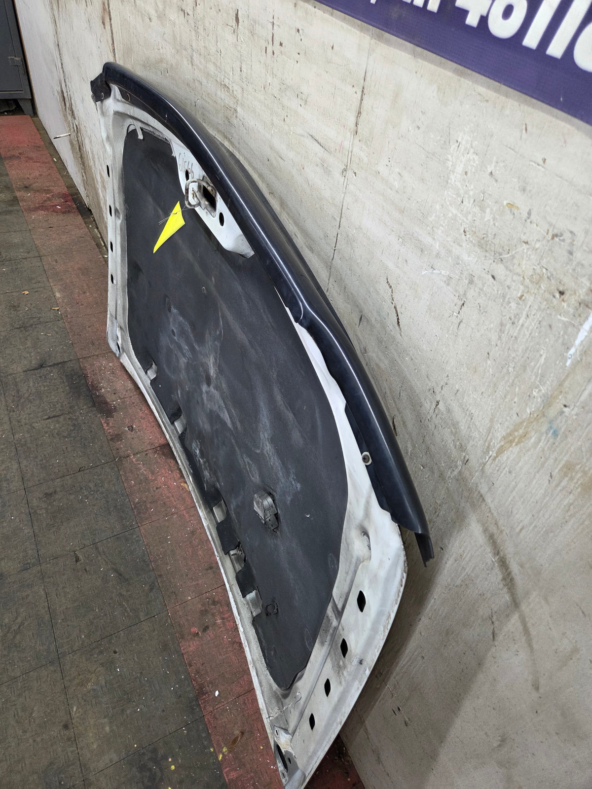 1999-2006 GMC Sierra 1500 2500 3500 Hood