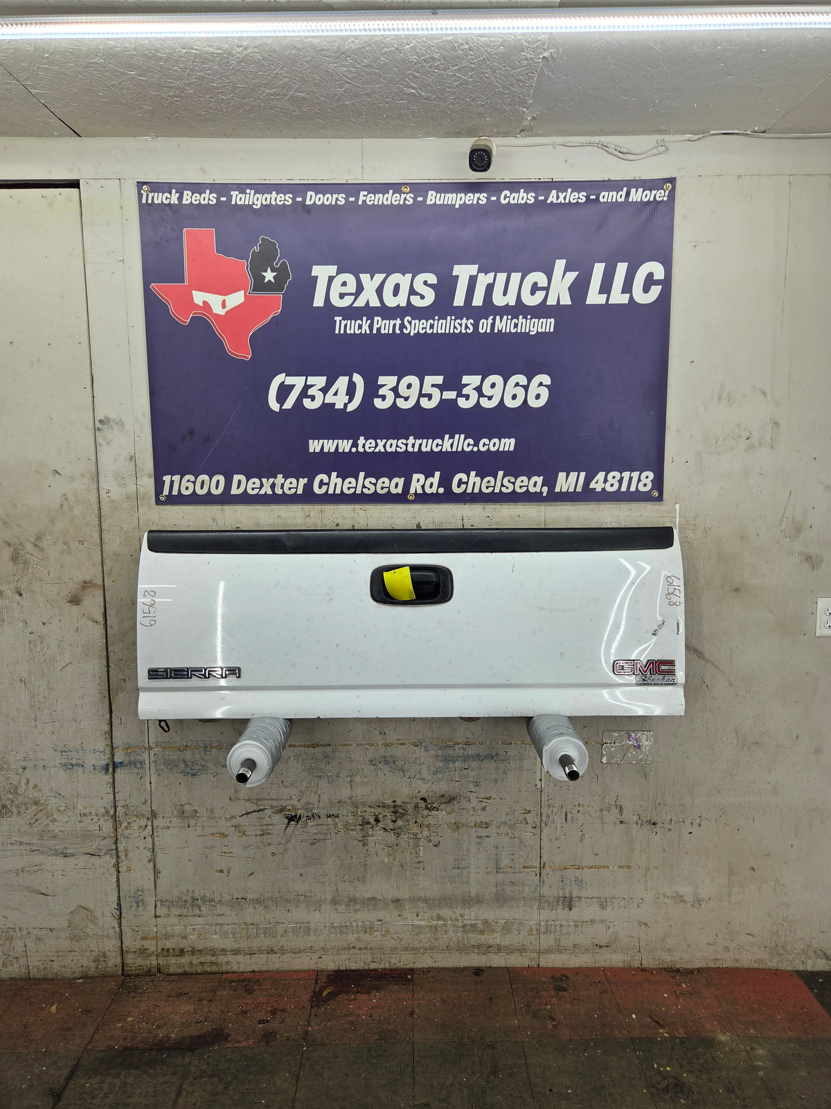 1999-2007 Chevrolet Silverado / GMC Sierra 1500 2500 3500 Tailgate
