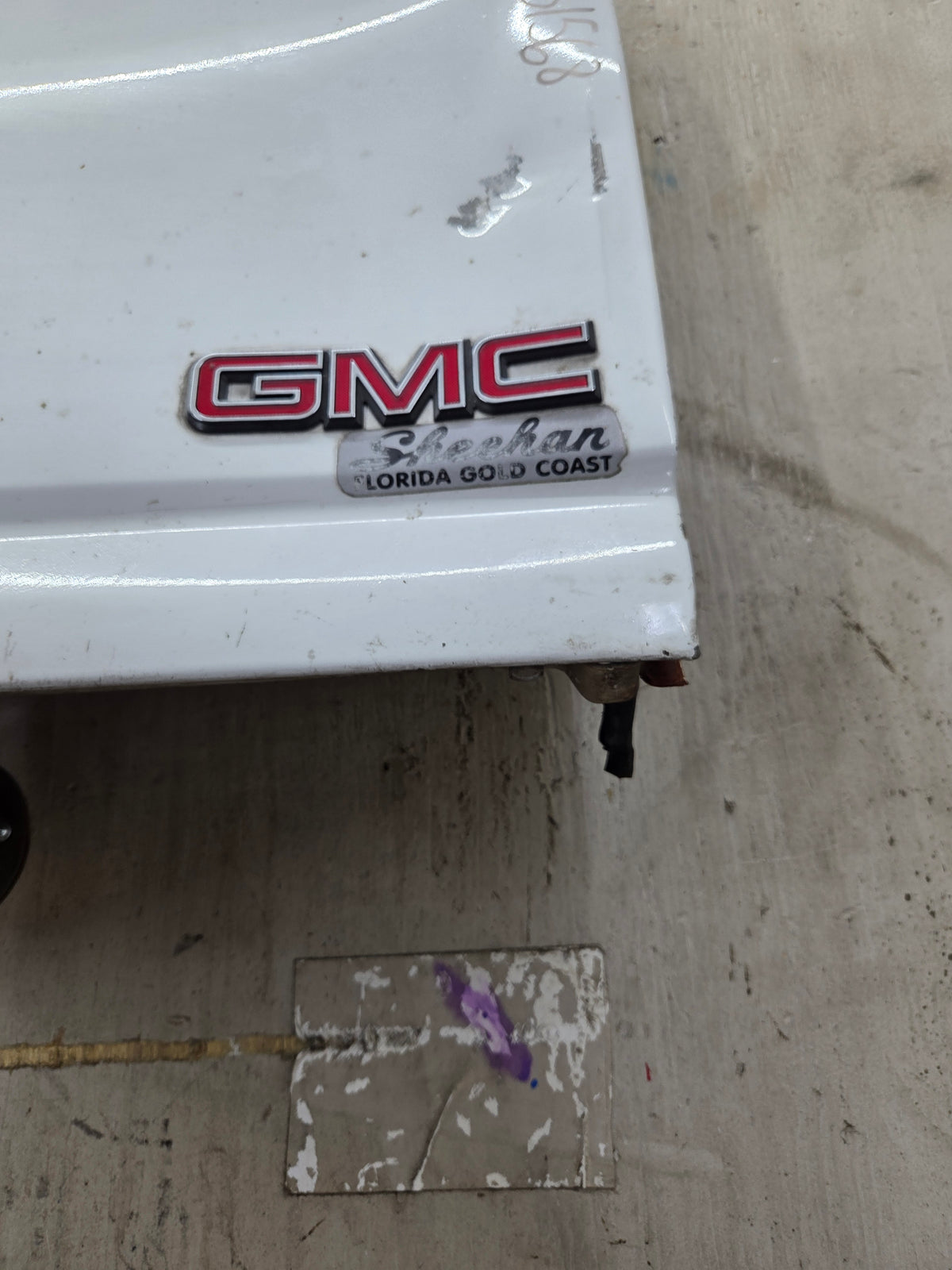 1999-2007 Chevrolet Silverado / GMC Sierra 1500 2500 3500 Tailgate