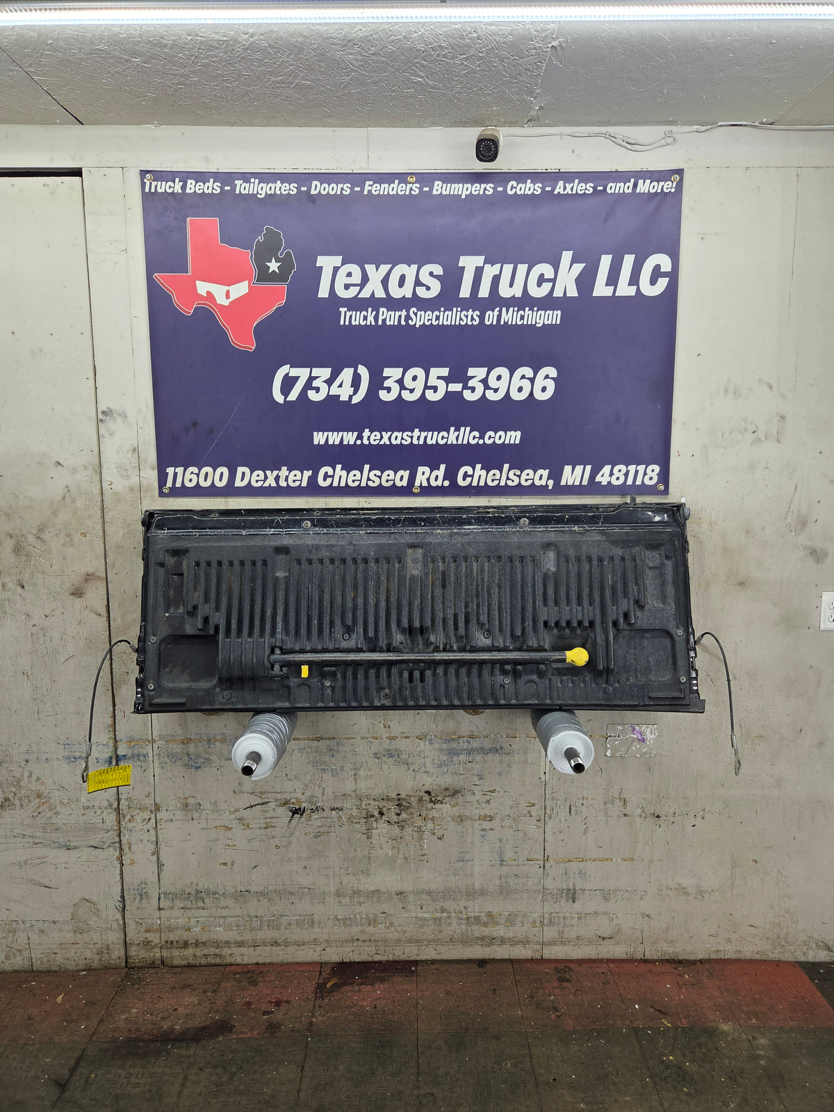 2008-2016 Ford Super Duty Tailgate With Step F250 F350 F450 F550