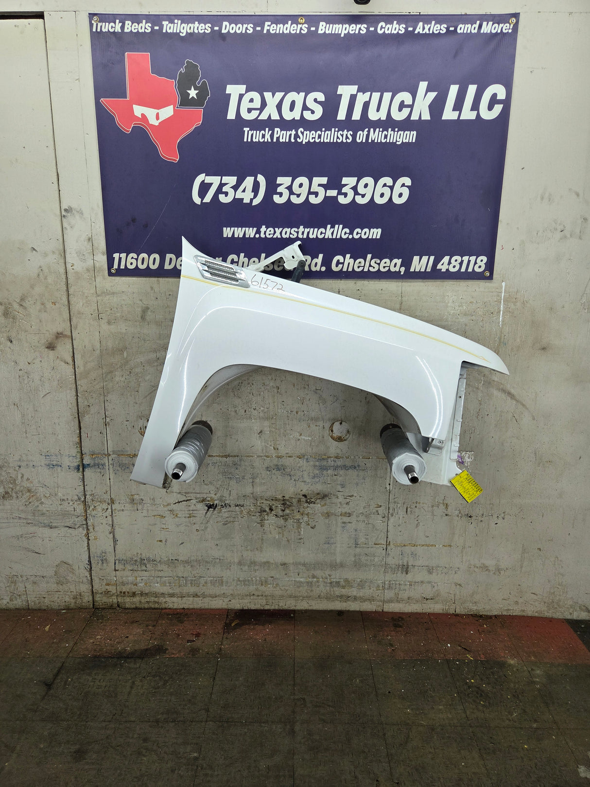 2007-2013 Chevrolet Silverado Passenger Side Front RH Fender 1500 2500 3500 HD