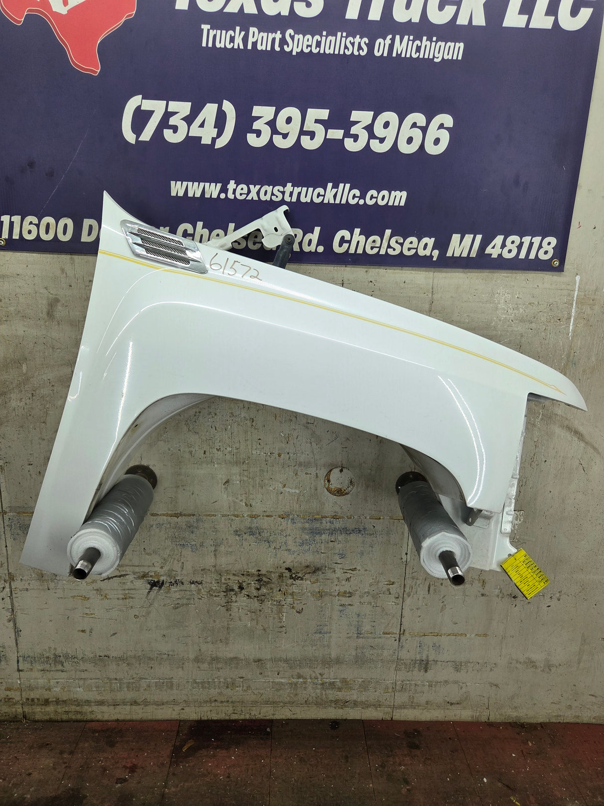 2007-2013 Chevrolet Silverado Passenger Side Front RH Fender 1500 2500 3500 HD