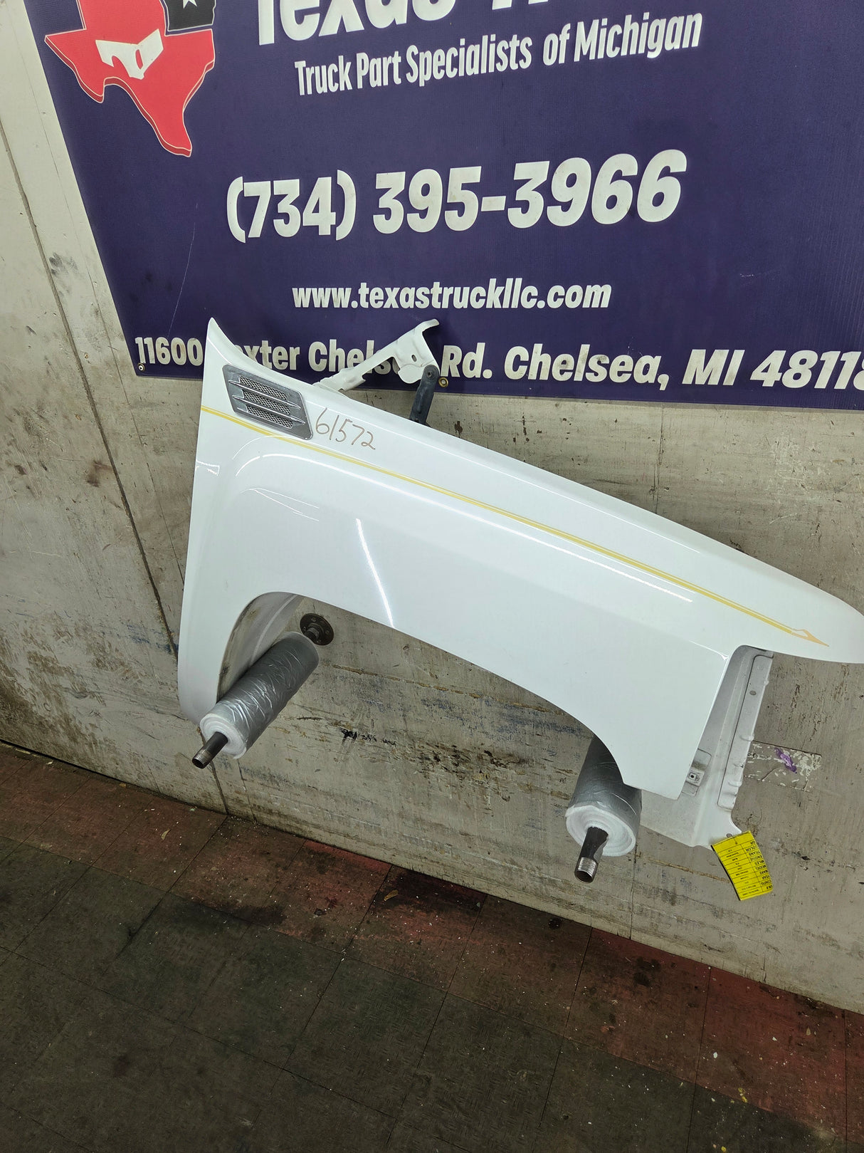 2007-2013 Chevrolet Silverado Passenger Side Front RH Fender 1500 2500 3500 HD