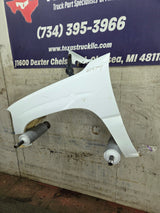 1999-2006 GMC Sierra / Yukon 1500 2500 3500 HD Driver Front Fender