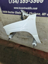 1999-2006 GMC Sierra / Yukon 1500 2500 3500 HD Driver Front Fender