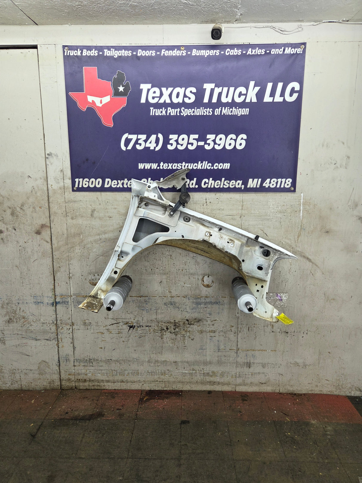 1999-2006 GMC Sierra / Yukon 1500 2500 3500 HD Driver Front Fender