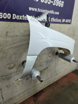 1999-2006 GMC Sierra / Yukon 1500 2500 3500 HD Passenger Side Front Fender