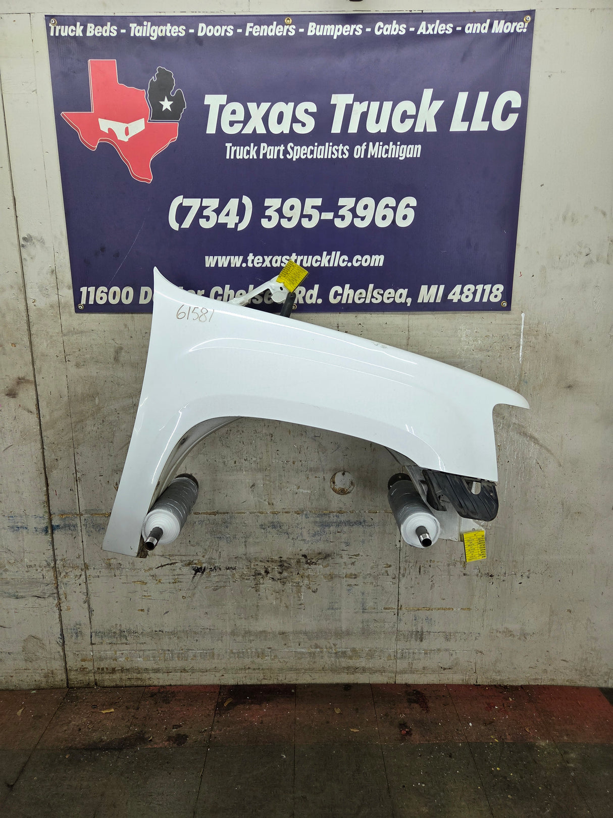 2007-2013 GMC Sierra Passenger Side Front RH Fender 1500 2500 3500 HD