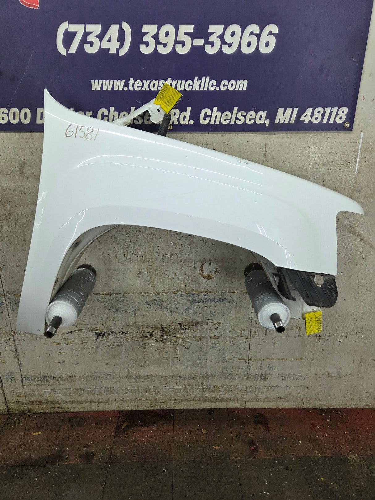 2007-2013 GMC Sierra Passenger Side Front RH Fender 1500 2500 3500 HD