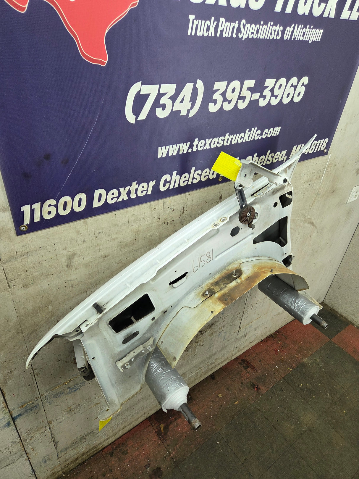 2007-2013 GMC Sierra Passenger Side Front RH Fender 1500 2500 3500 HD