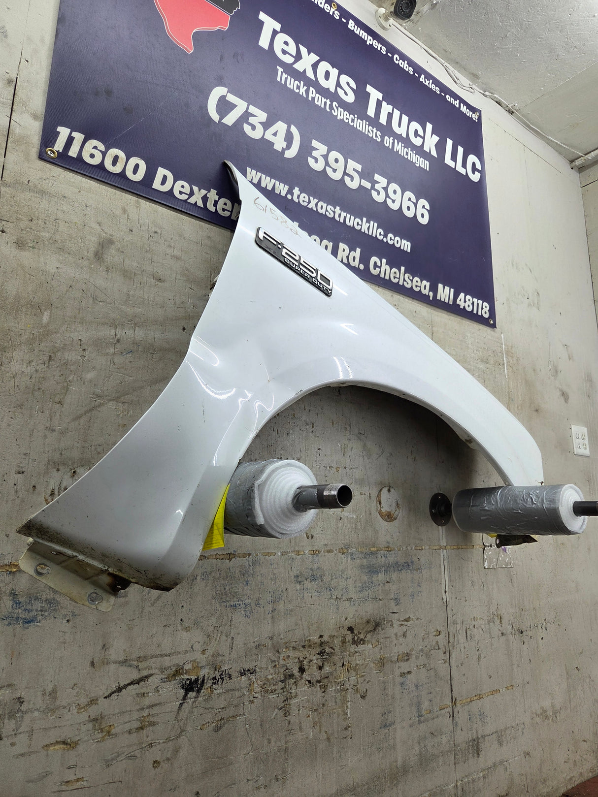 1999-2007 Ford Super Duty RH Passenger Side Front Fender F250 F350 F450 F550 Excursion