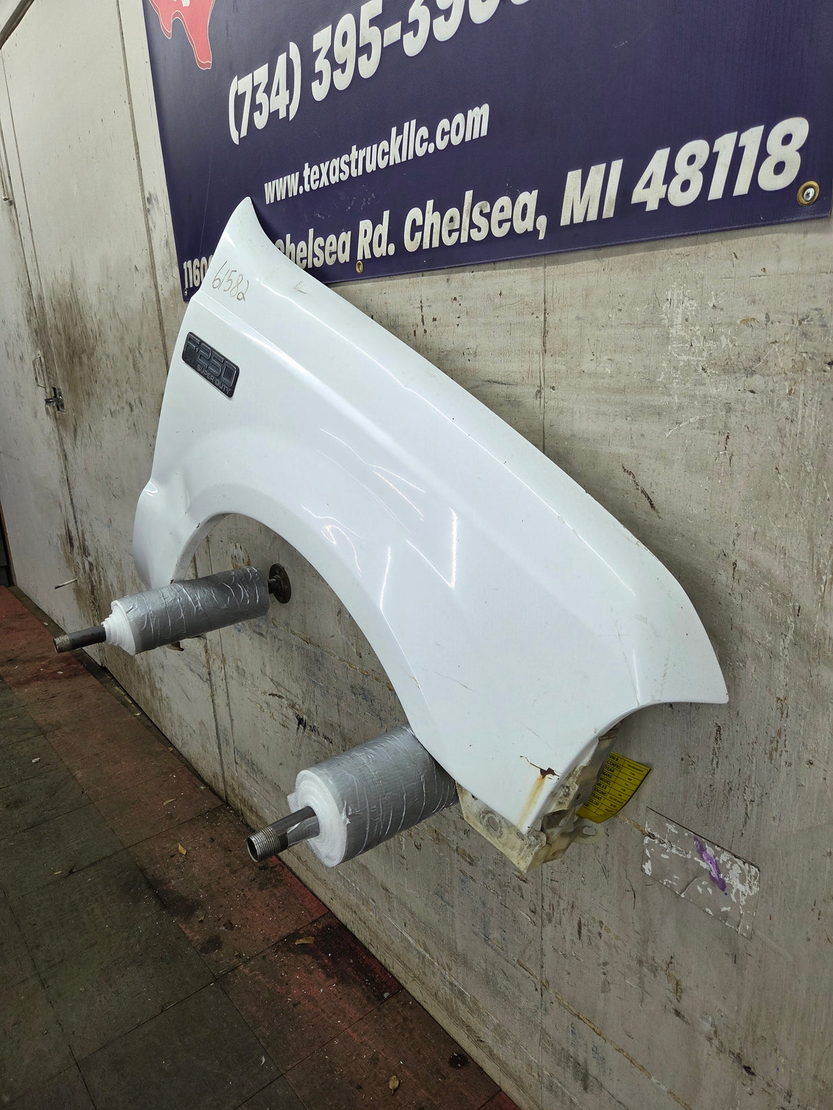 1999-2007 Ford Super Duty RH Passenger Side Front Fender F250 F350 F450 F550 Excursion