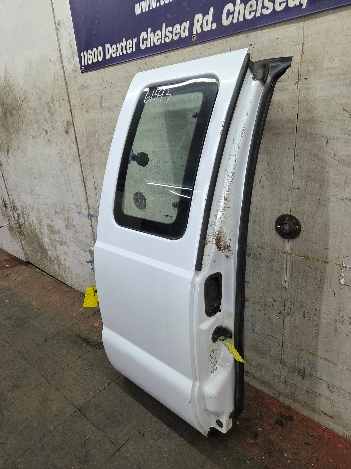 1999-2007 Ford Super Duty F250 F350 F450 F550 RH Extended Cab Passenger Rear Door