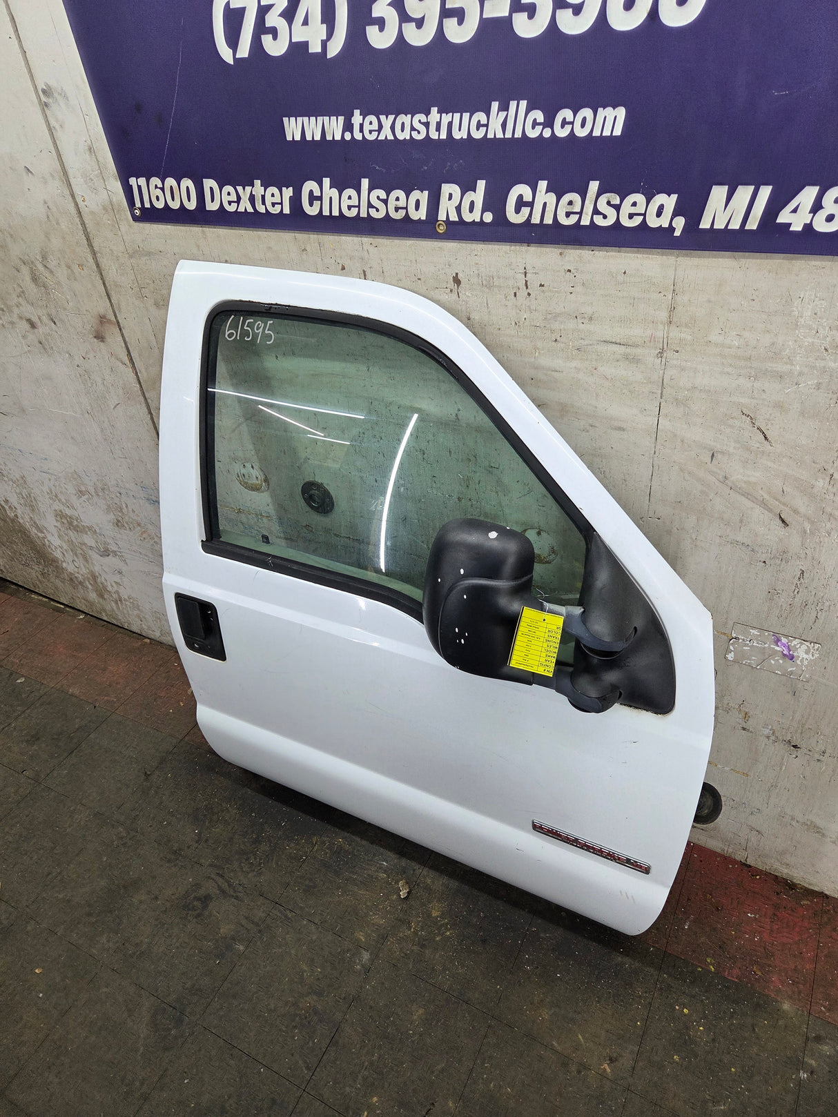 1999-2011 Ford Super Duty RH Passenger Side Front Door F250 F350 F450 F550