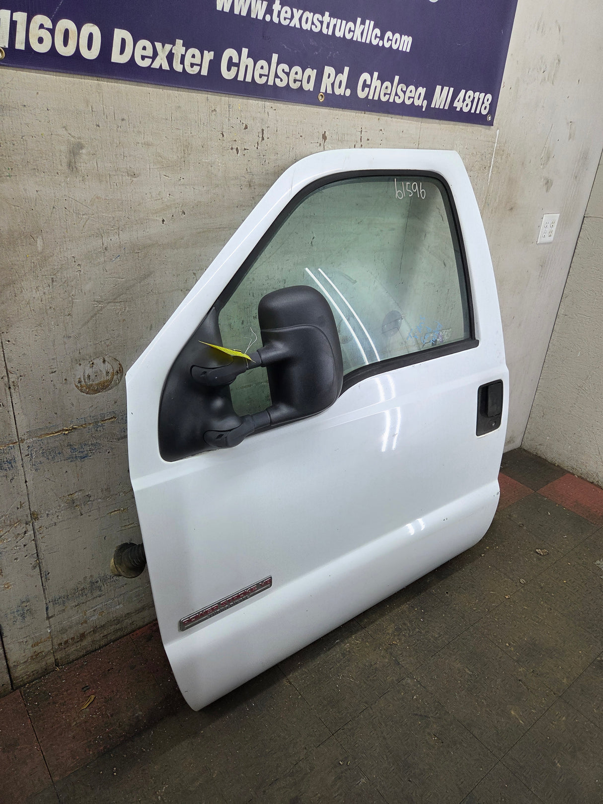 1999-2011 Ford Super Duty LH Driver Side Front Door F250 F350 F450 F550