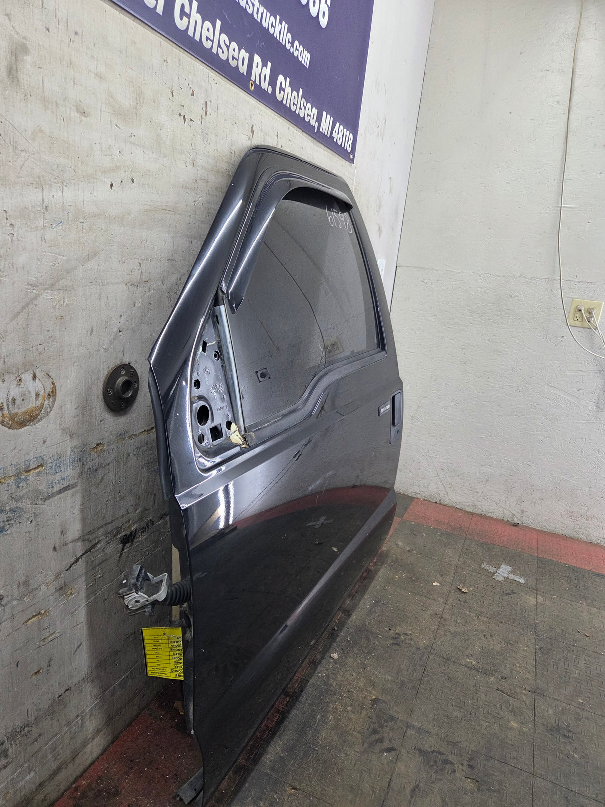 2008-2011 Ford Super Duty / Excursion Front Drivers LH Door F250 F350 F450 F550