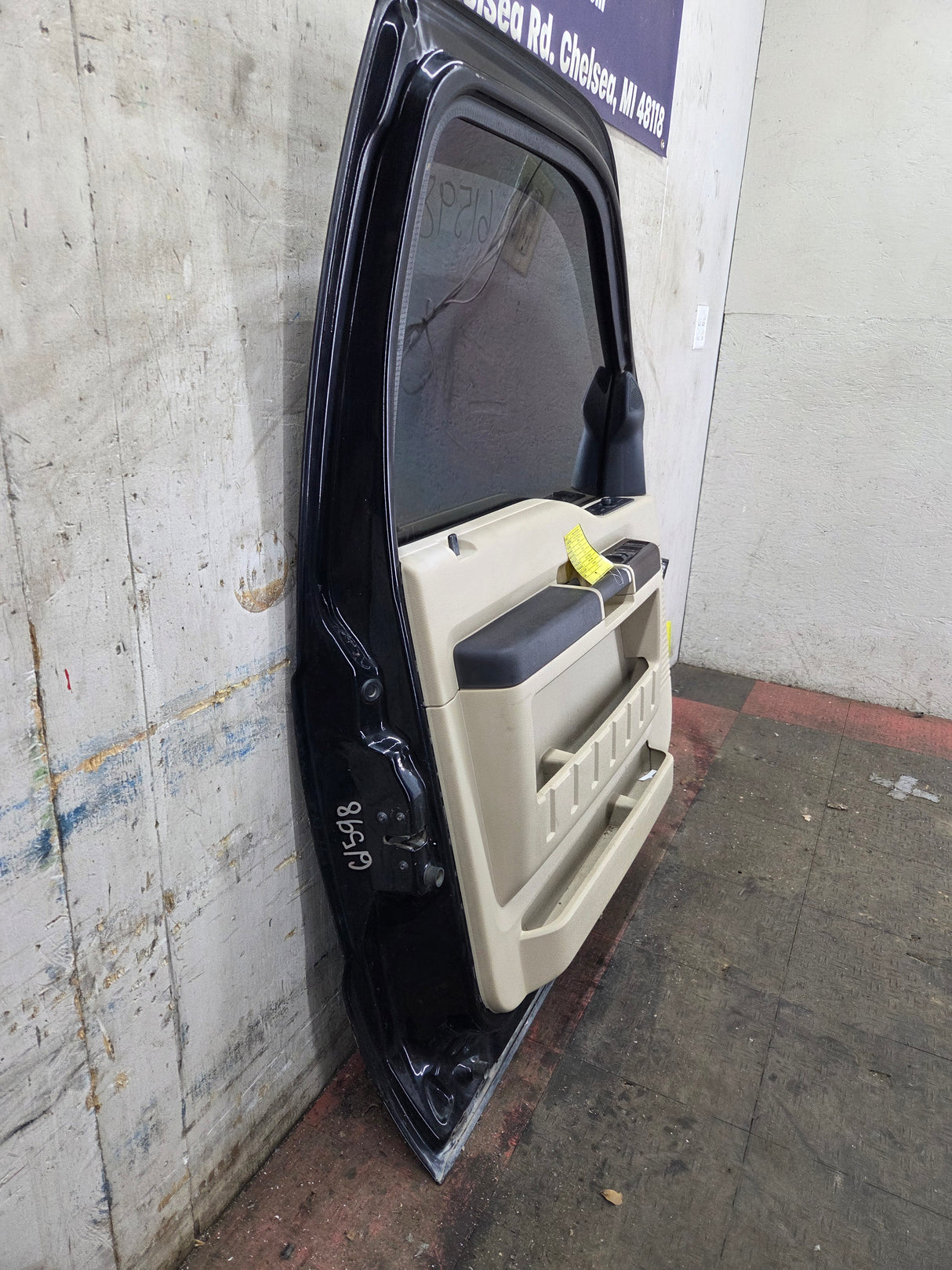 2008-2011 Ford Super Duty / Excursion Front Drivers LH Door F250 F350 F450 F550