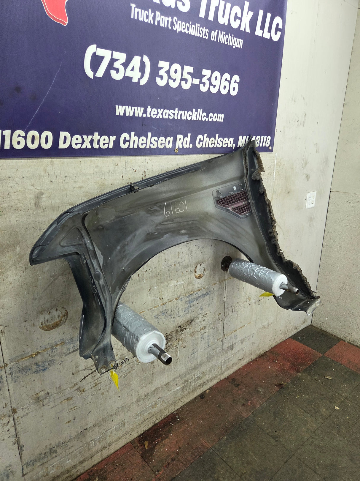 2008-2010 Ford Super Duty F250 F350 RH Passenger Side Fender