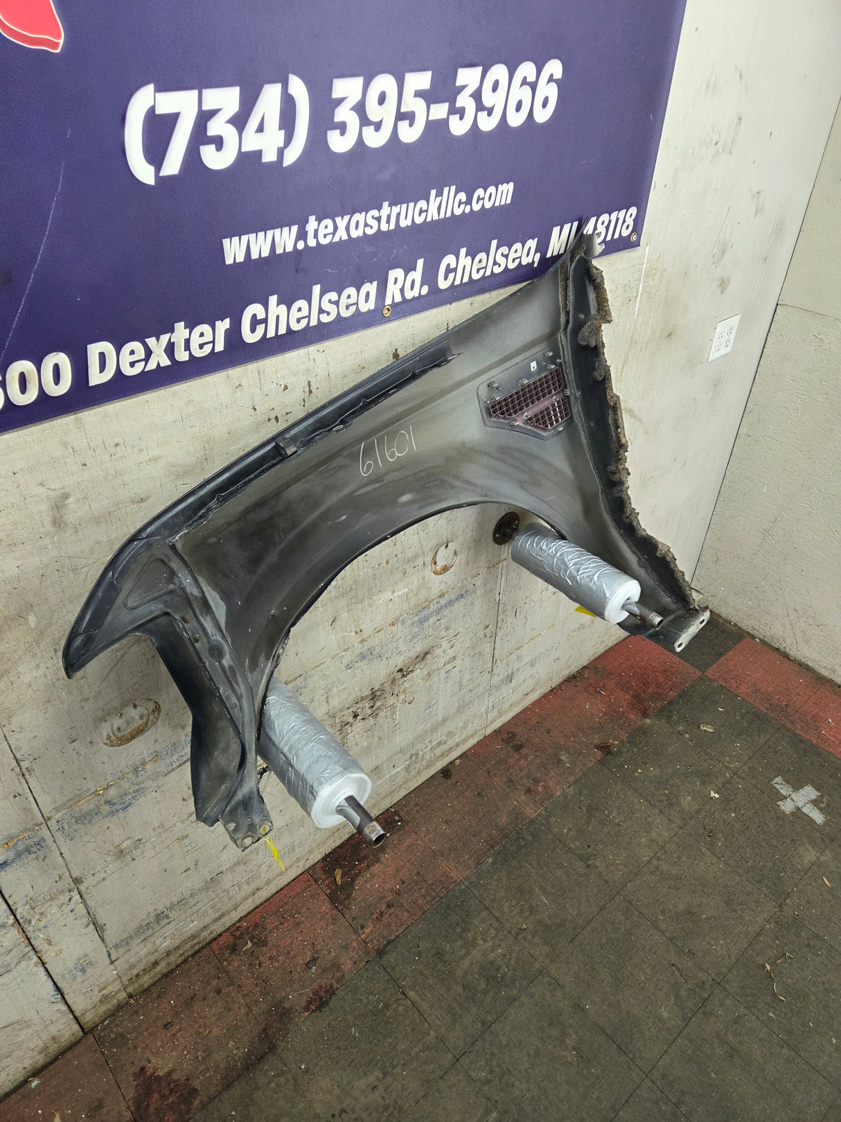2008-2010 Ford Super Duty F250 F350 RH Passenger Side Fender
