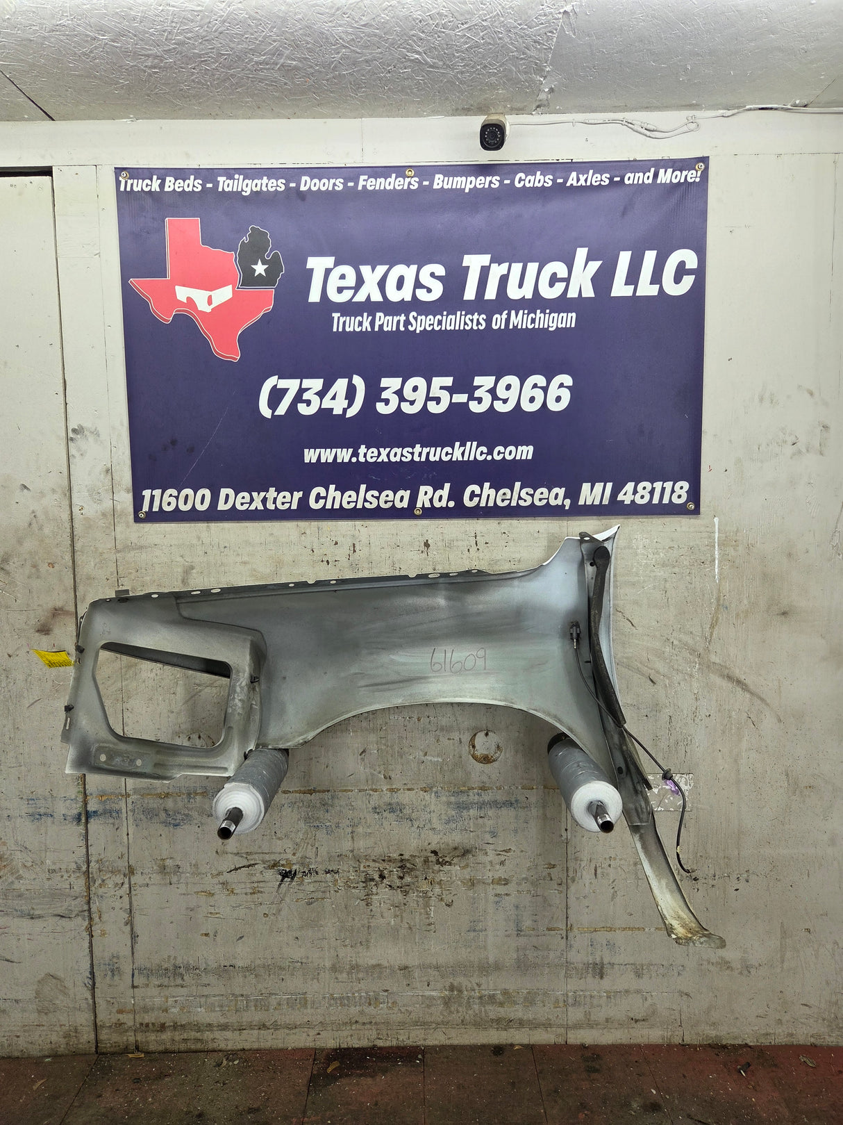 2003-2005 Dodge Ram 3rd Gen 1500 2500 3500 RH Passenger Side Fender