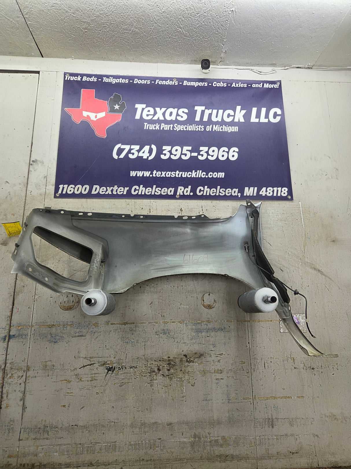 2003-2005 Dodge Ram 3rd Gen 1500 2500 3500 RH Passenger Side Fender