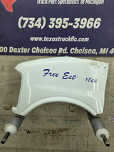 1996-2002 Chevrolet / GMC Express Savana 1500 2500 3500 Left Hand Driver Side Front Fender