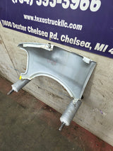 1996-2002 Chevrolet / GMC Express Savana 1500 2500 3500 Right Hand Passenger Side Front Fender