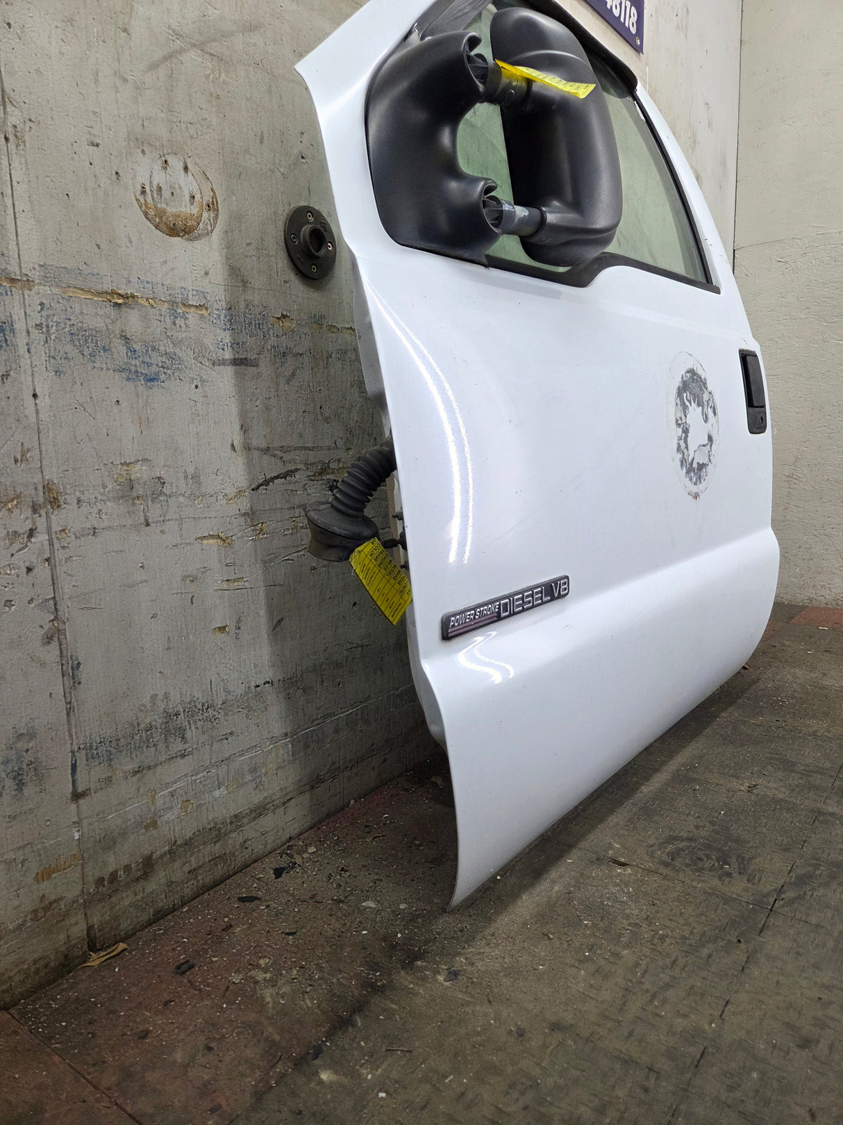 1999-2011 Ford Super Duty LH Driver Side Front Door F250 F350 F450 F550