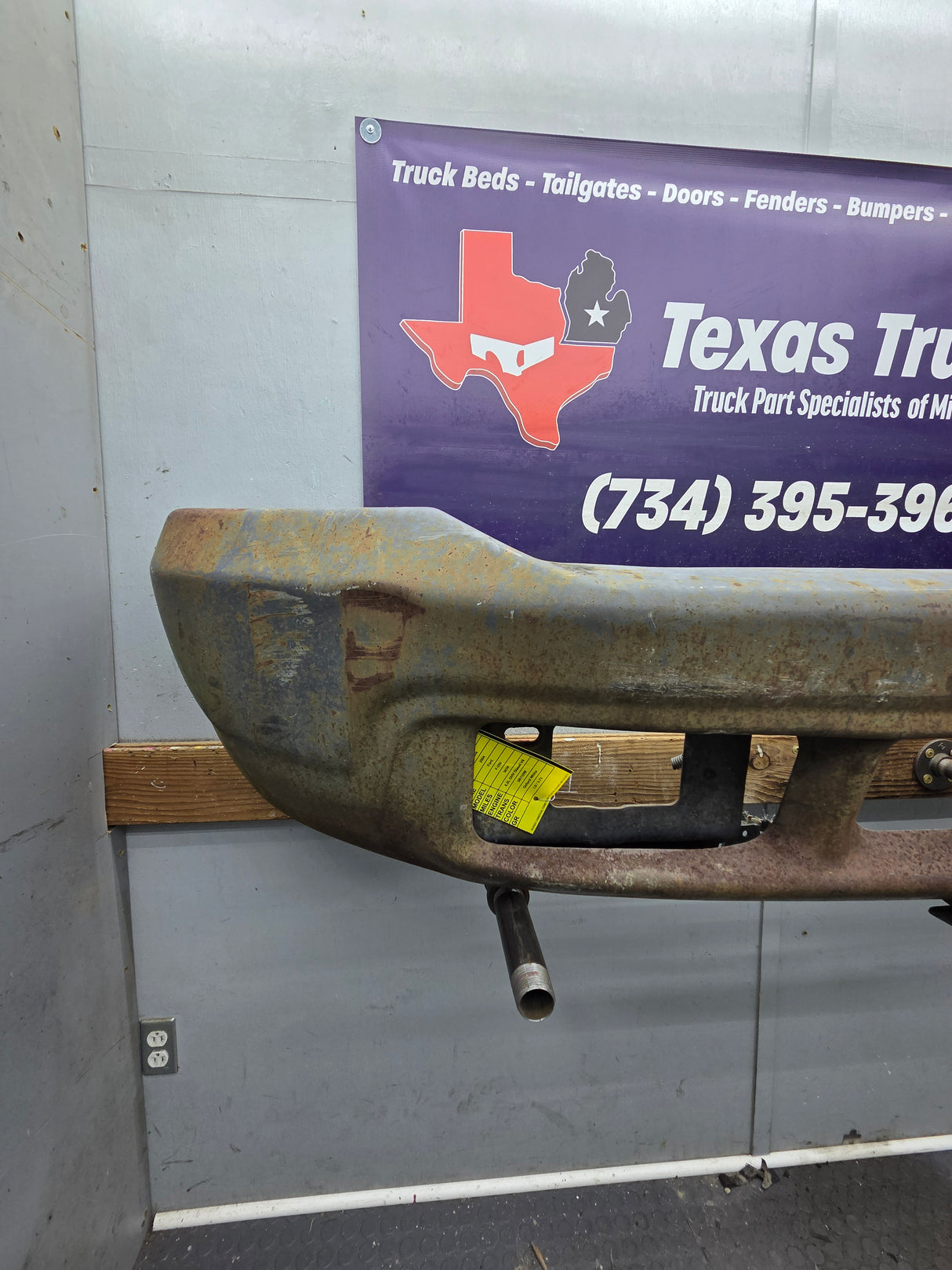 1999-2004 Ford Super Duty F250 F350 F450 F550 Excursion Front Bumper