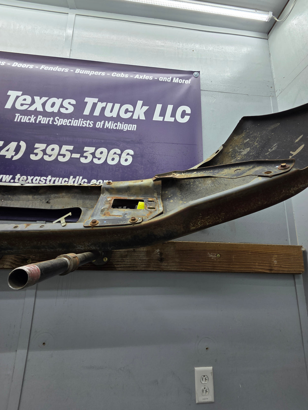 1999-2004 Ford Super Duty F250 F350 F450 F550 Excursion Front Bumper