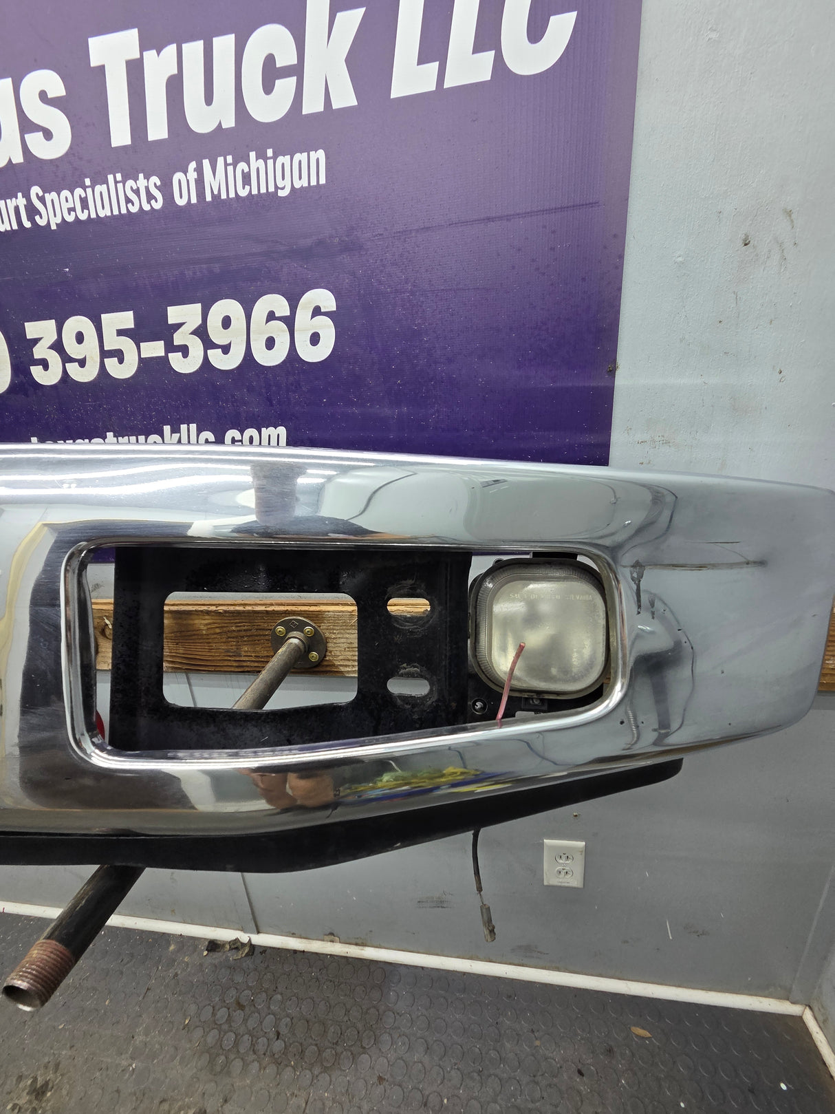 2008-2010 Ford Super Duty Front Bumper F250 F350 *Damage