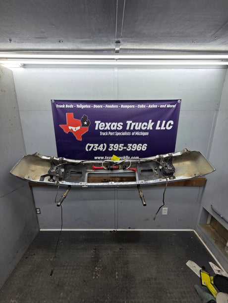 2008-2010 Ford Super Duty Front Bumper F250 F350 *Damage