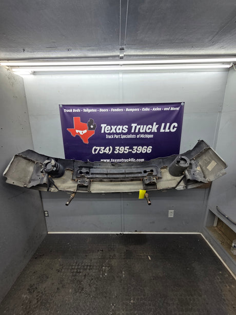 2007-2008 GMC Sierra 1500 Front Bumper