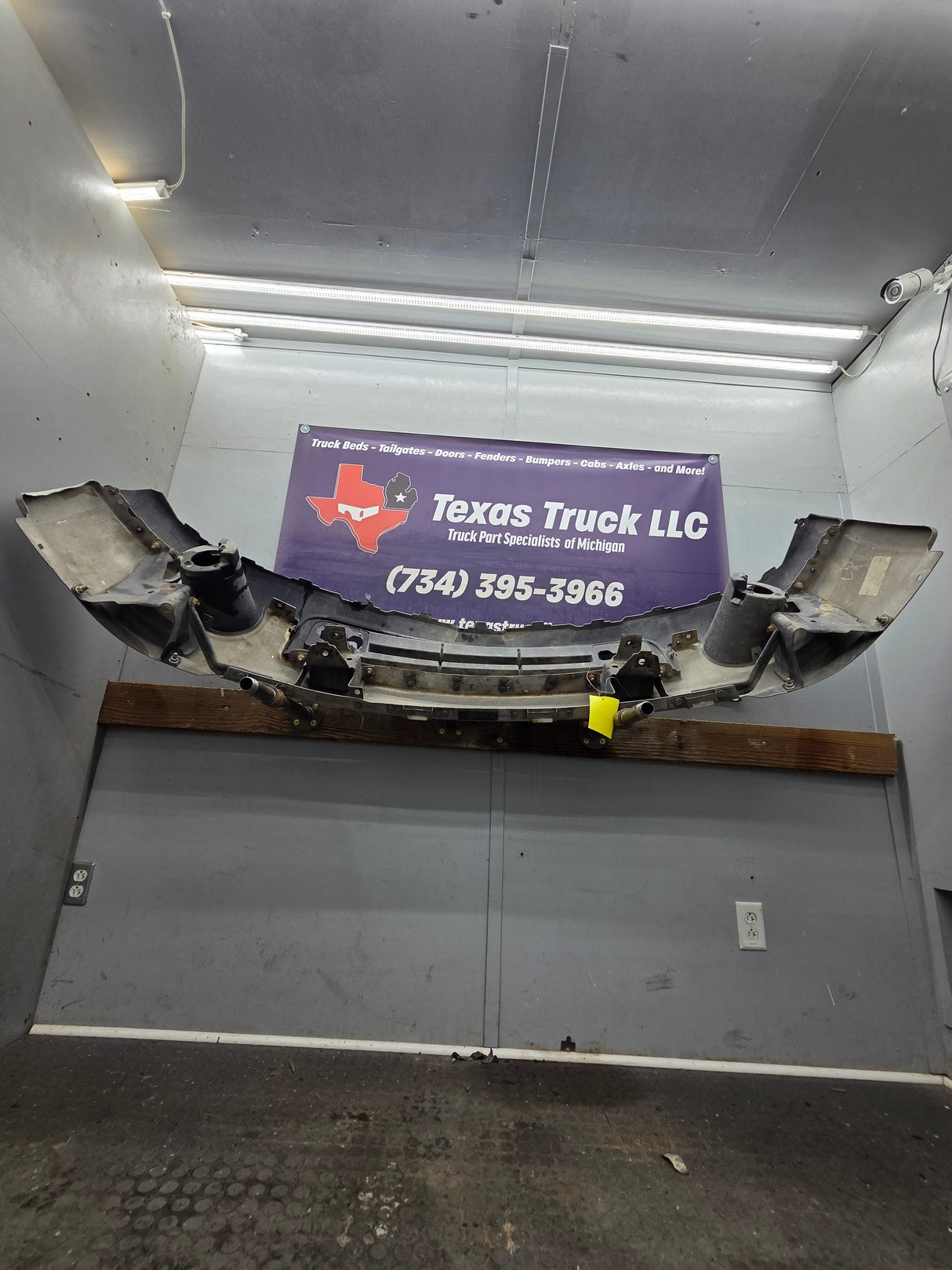 2007-2008 GMC Sierra 1500 Front Bumper