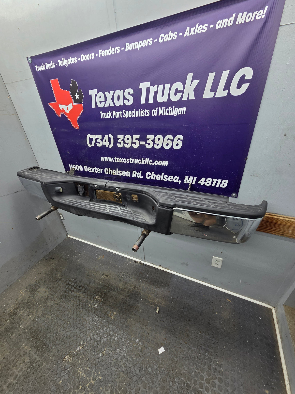 2011-2014 Chevrolet Silverado / GMC Sierra 2500 3500 HD Rear Bumper