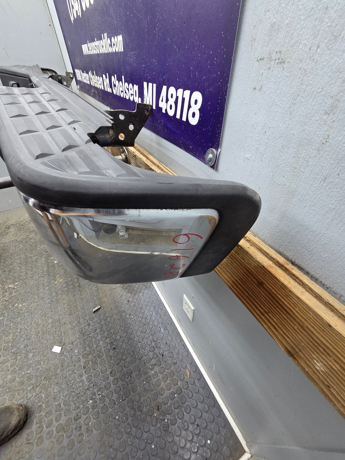 2011-2014 Chevrolet Silverado / GMC Sierra 2500 3500 HD Rear Bumper