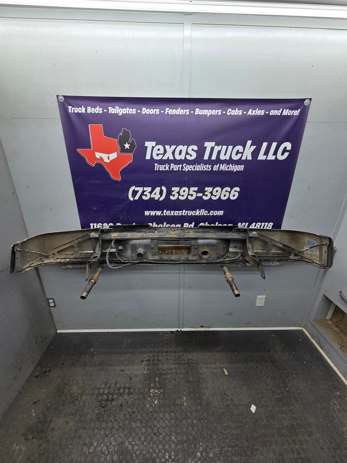 2011-2014 Chevrolet Silverado / GMC Sierra 2500 3500 HD Rear Bumper