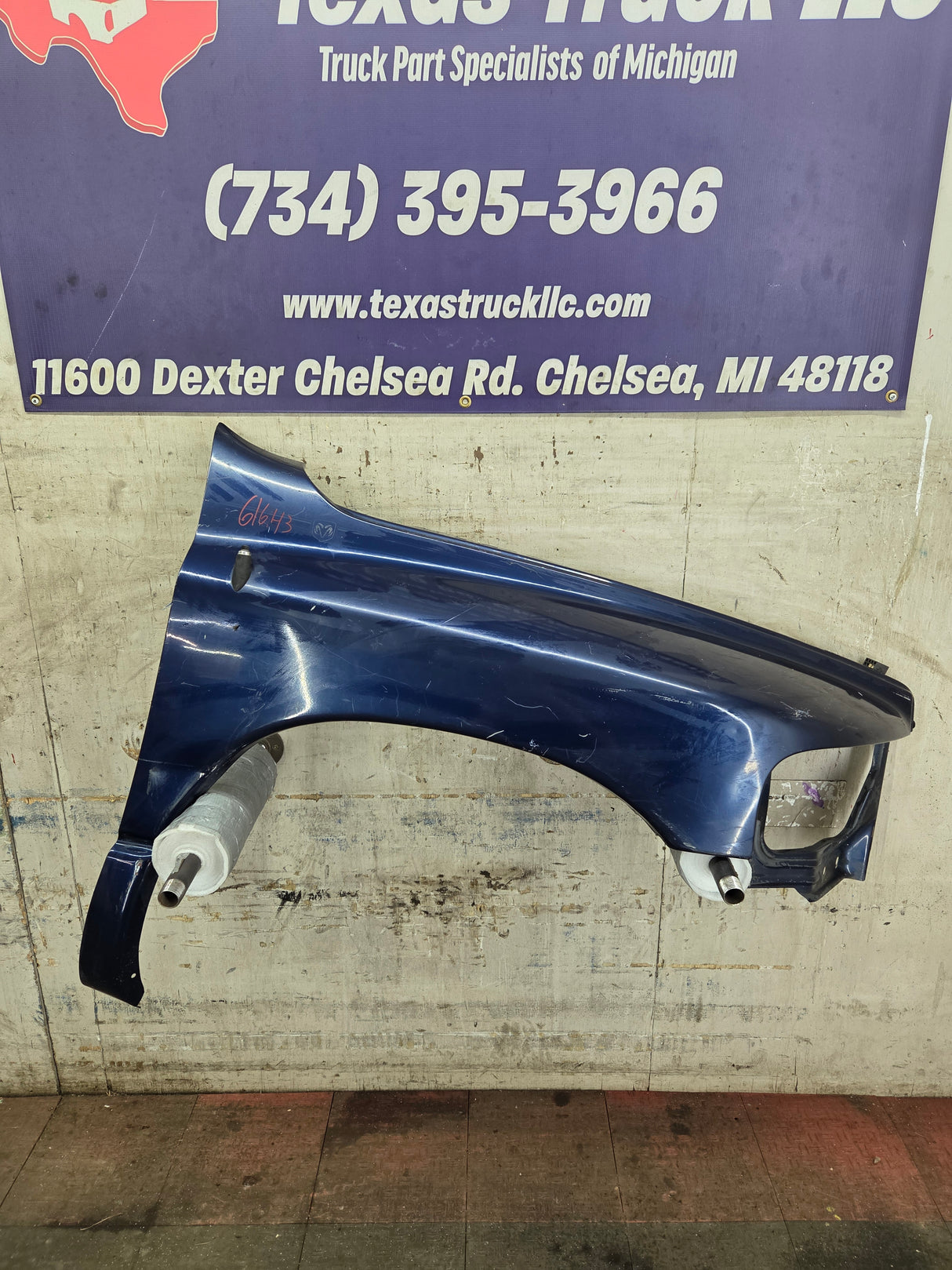 2003-2005 Dodge Ram 3rd Gen 1500 2500 3500 RH Passenger Side Fender