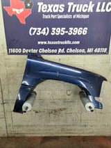 1999-2002 Chevrolet Silverado / Tahoe / Suburban 1500 2500 3500 HD Passenger Front Fender