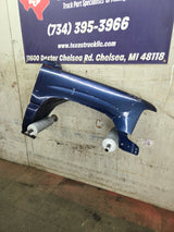 1999-2002 Chevrolet Silverado / Tahoe / Suburban 1500 2500 3500 HD Passenger Front Fender